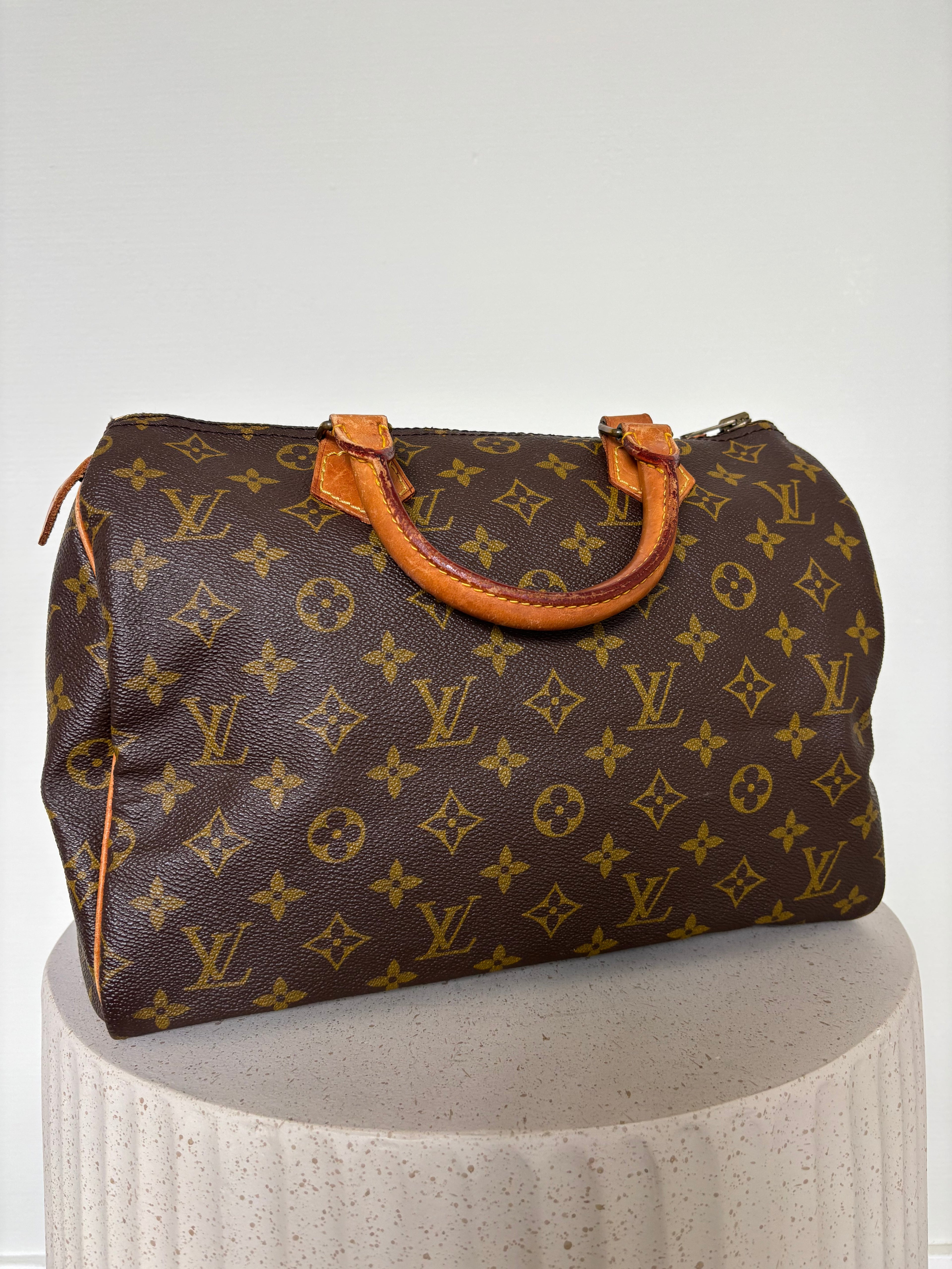 Louis Vuitton Speedy 30