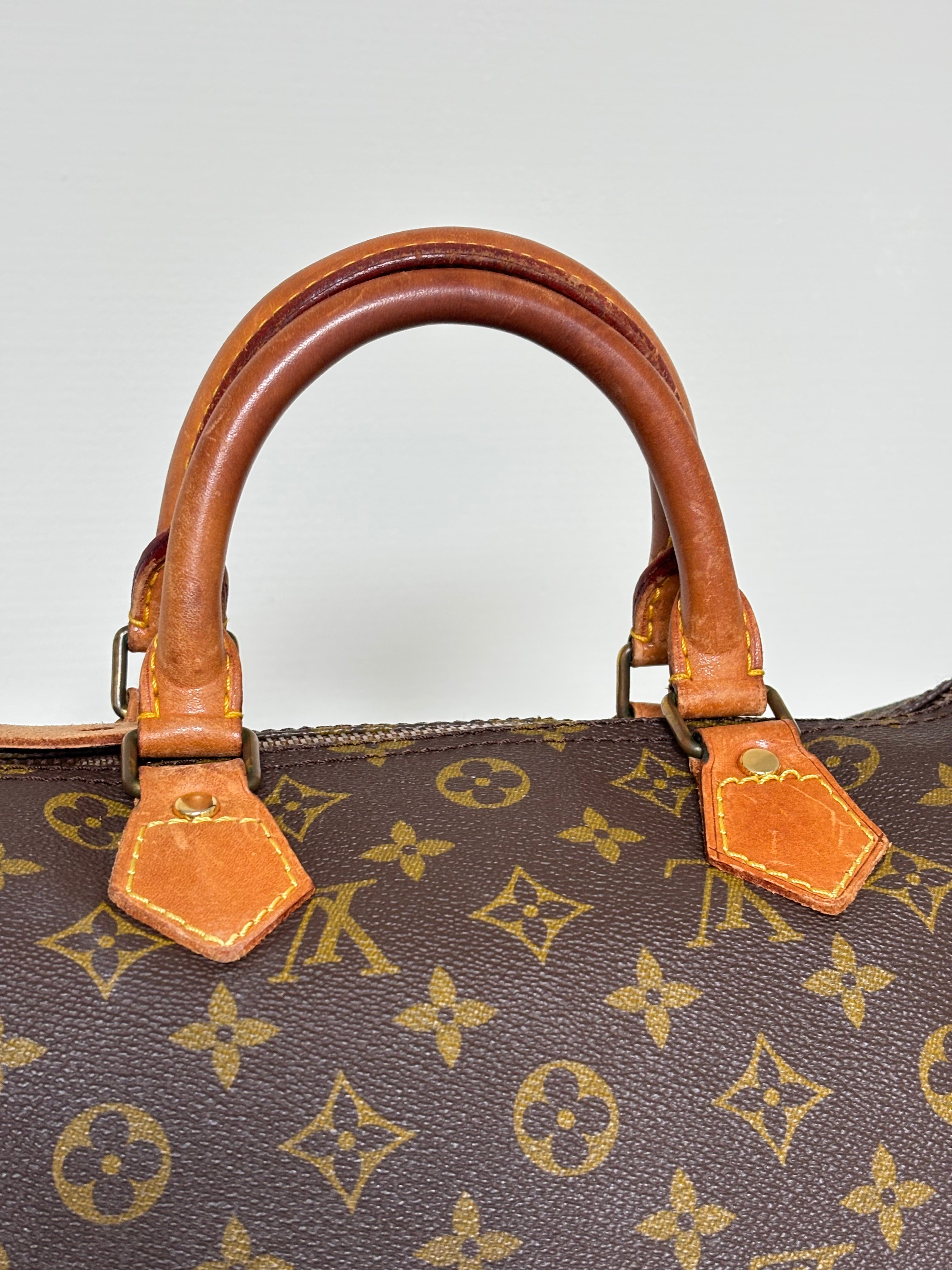 Louis Vuitton Speedy 30