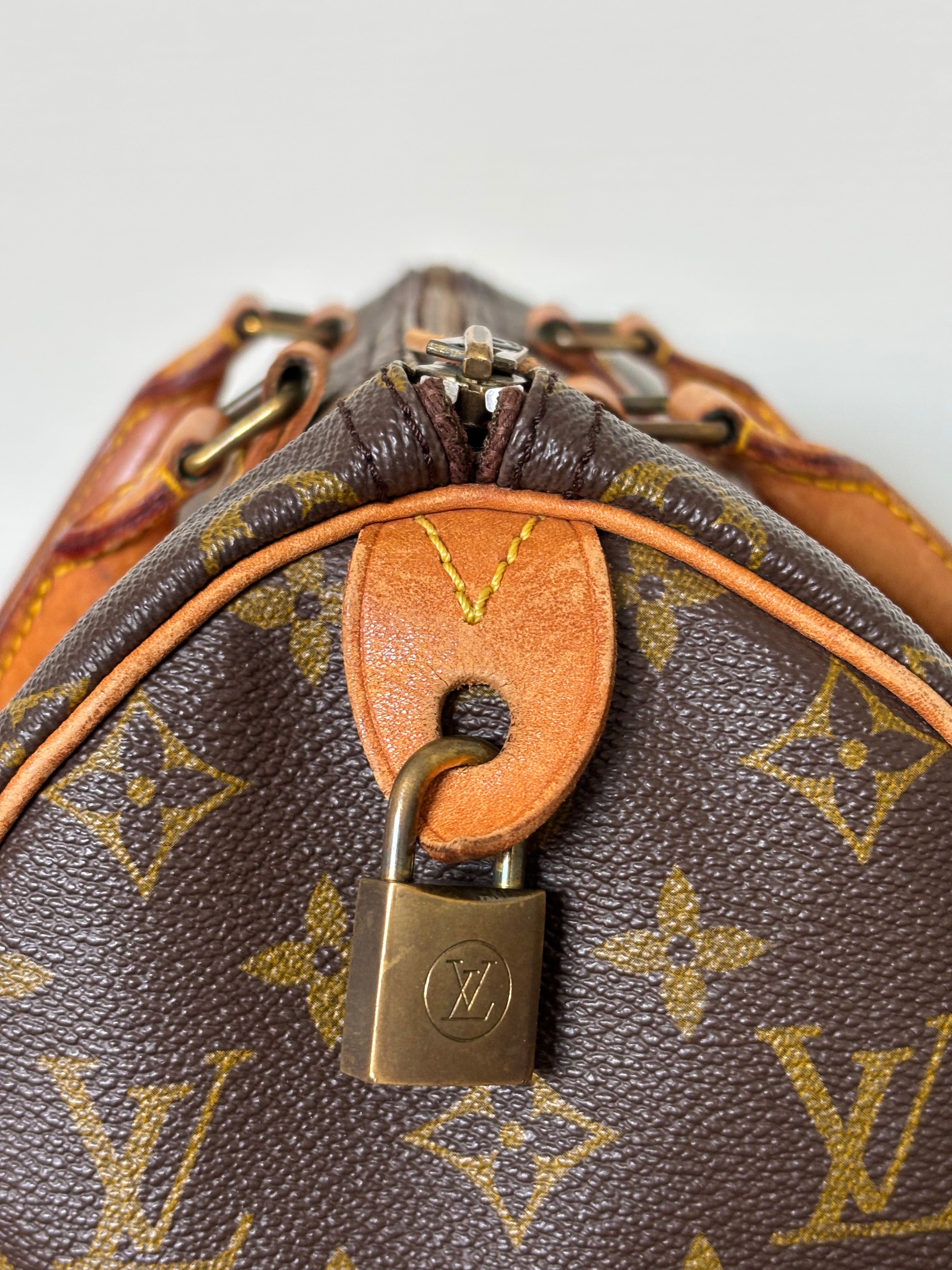 Louis Vuitton Speedy 30