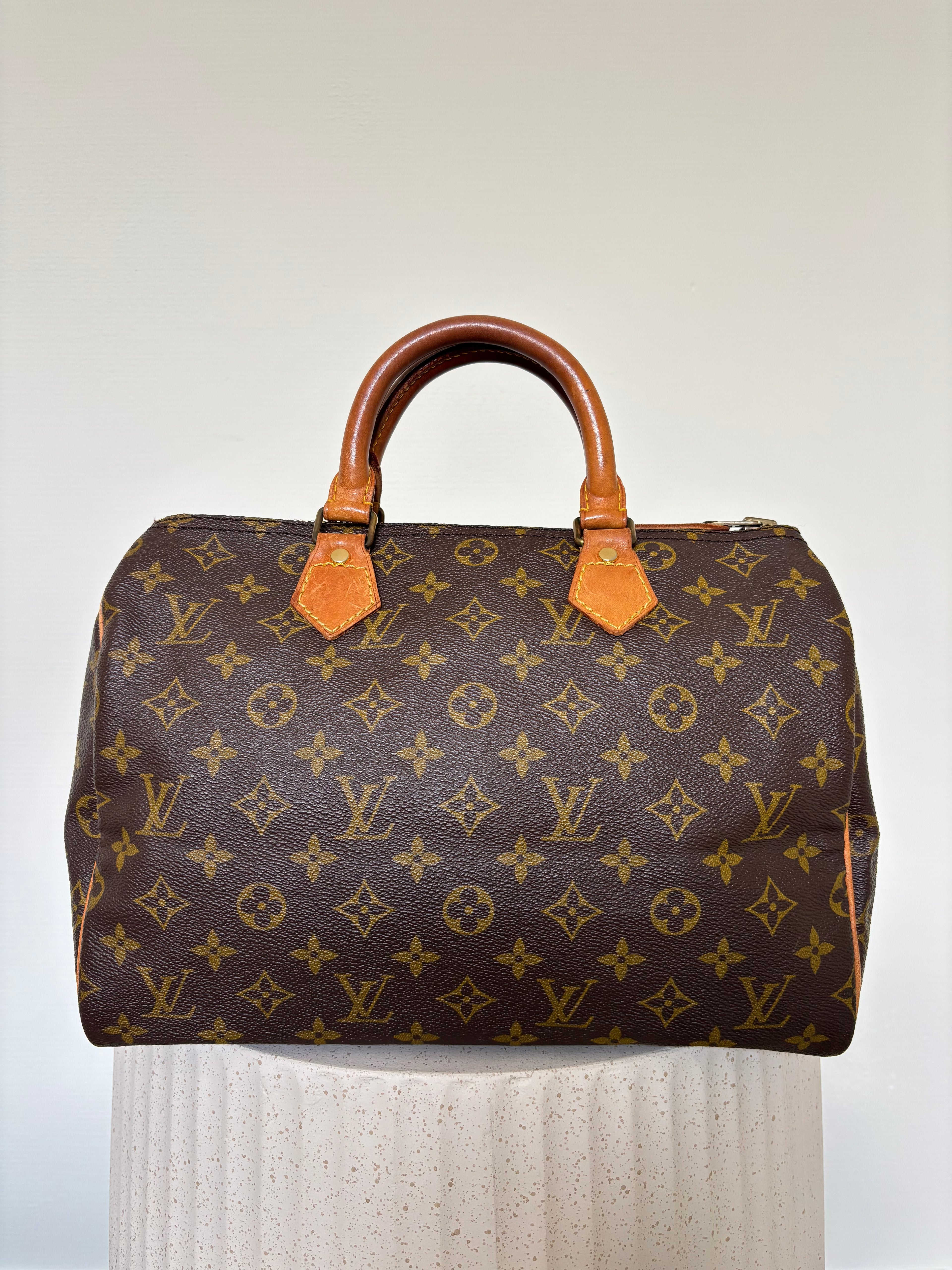 Louis Vuitton Speedy 30