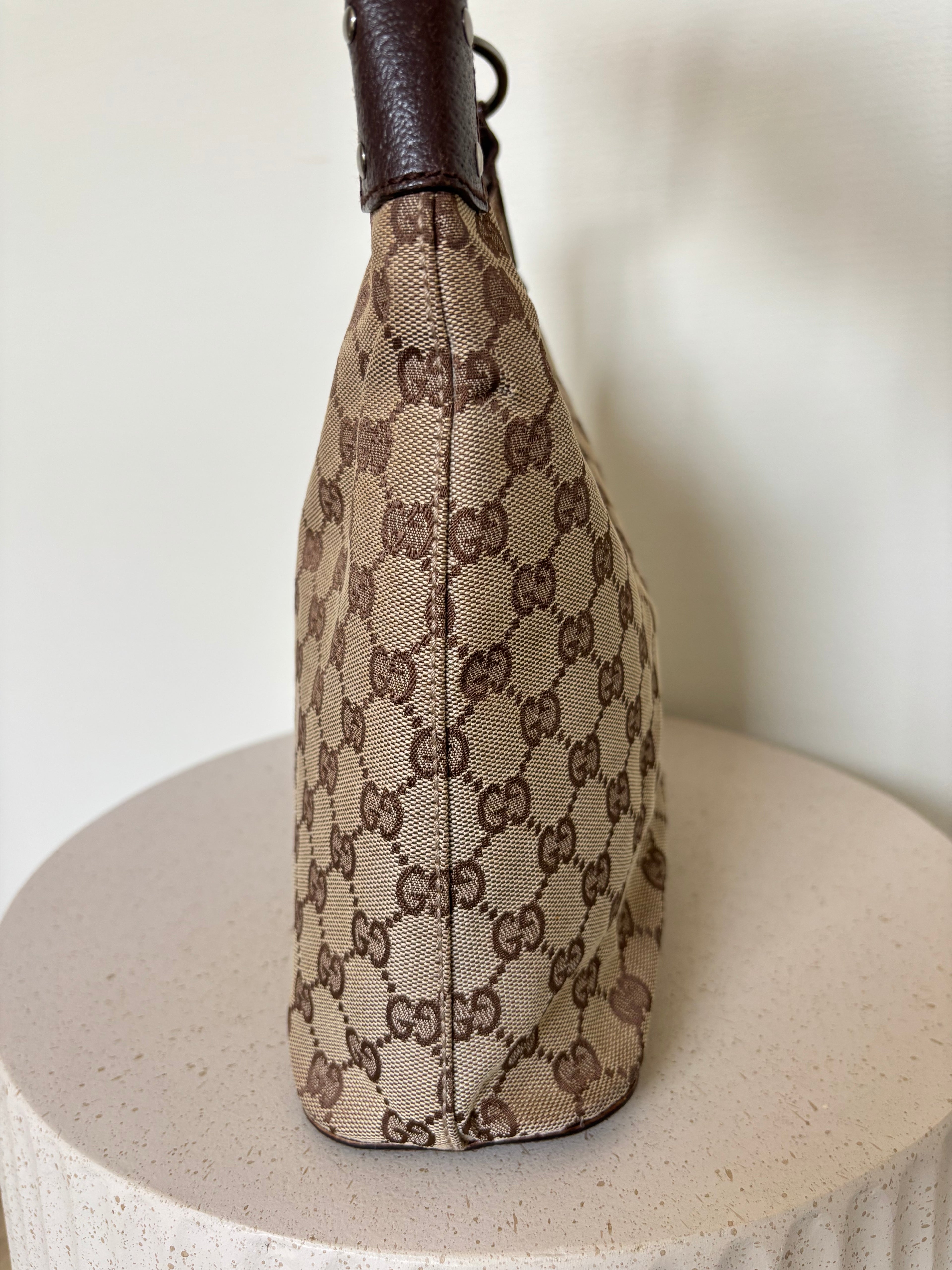 Gucci Lock Canvas GG Supreme