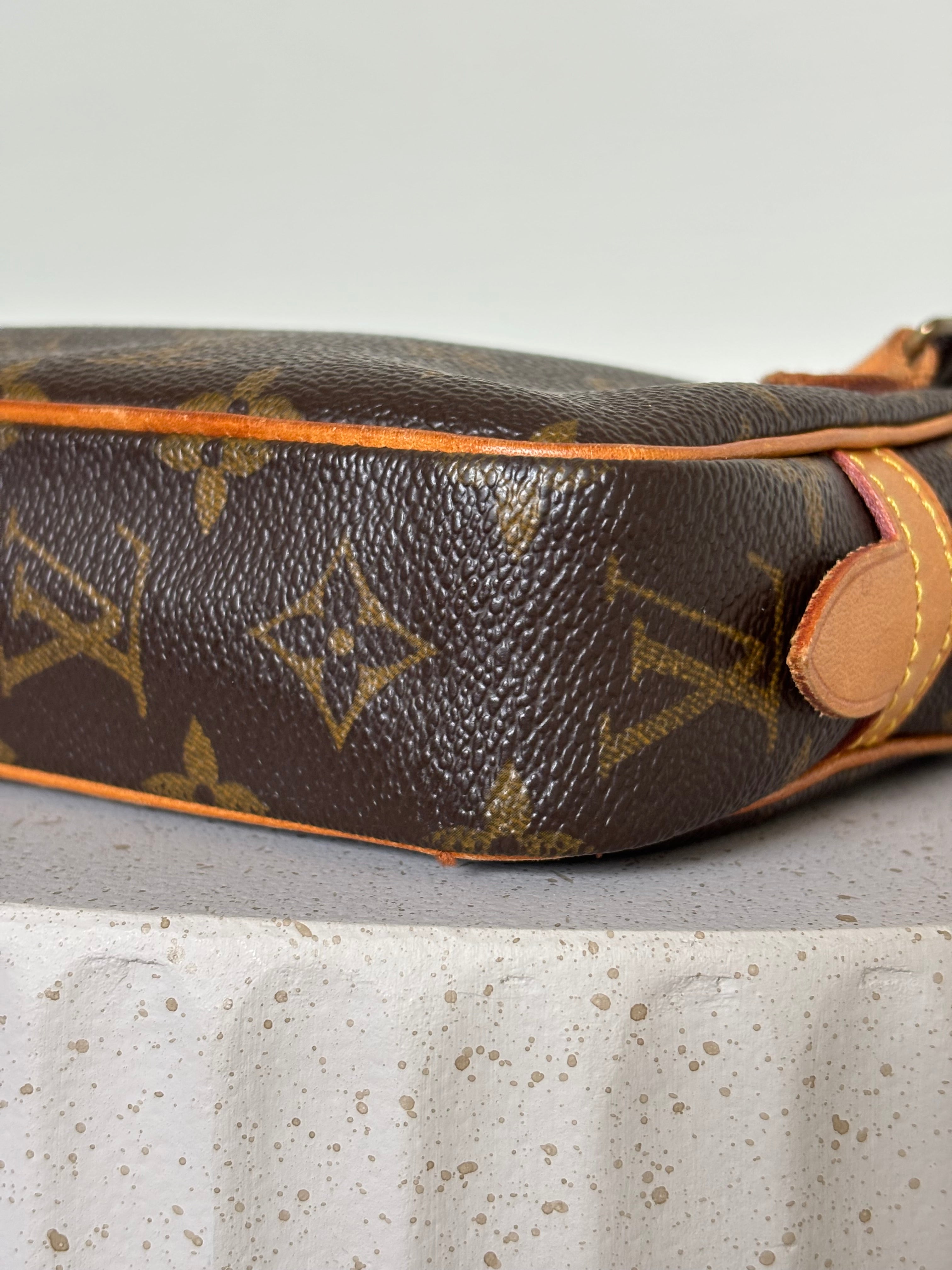Louis Vuitton Marly Bandoulière