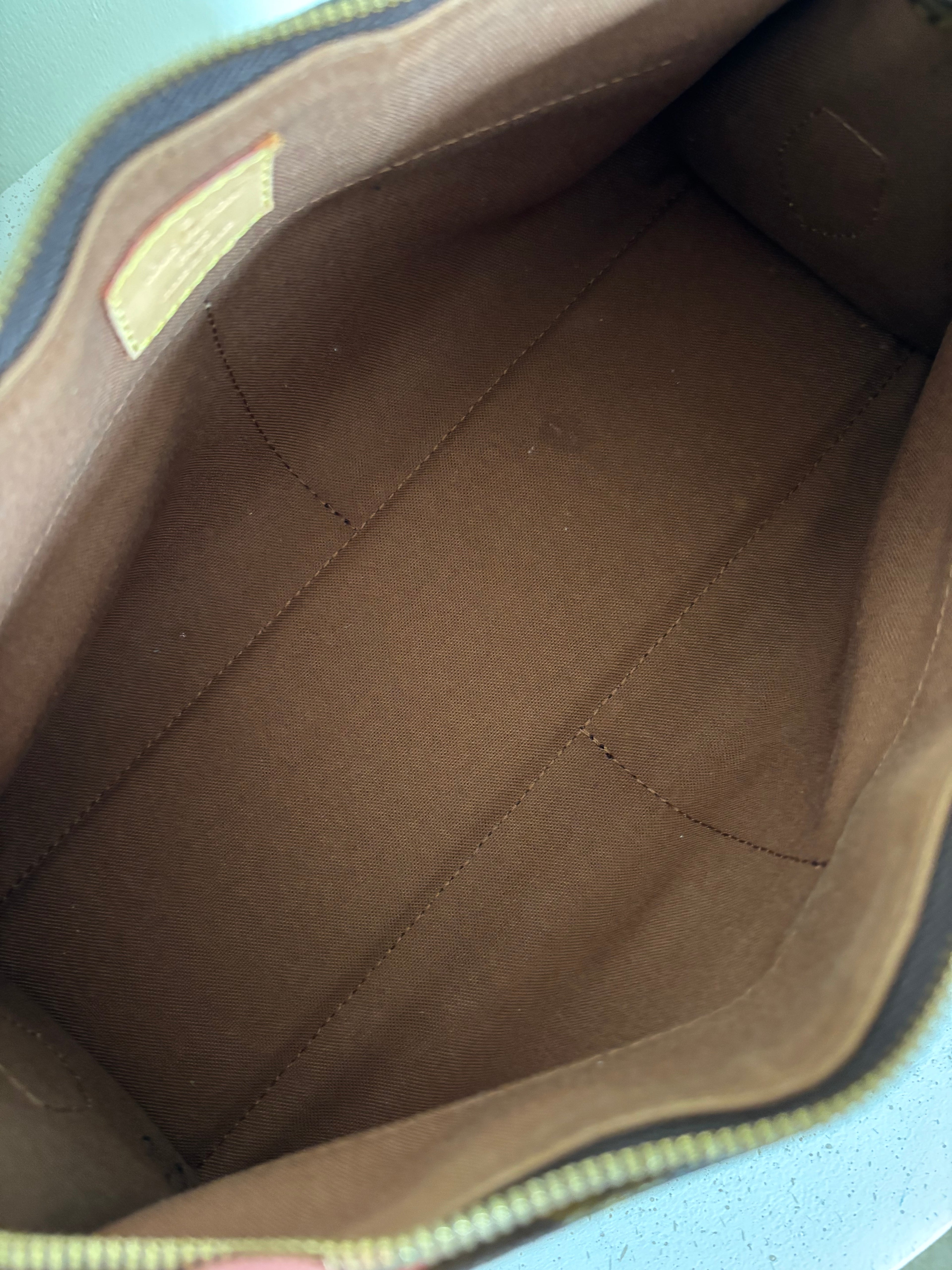 Louis Vuitton Monogram Popincourt Long