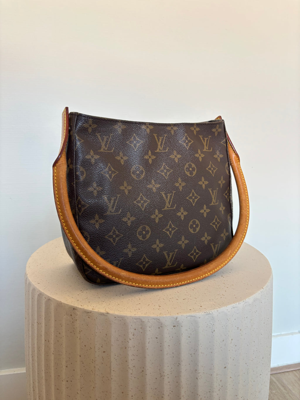 Louis Vuitton Looping MM