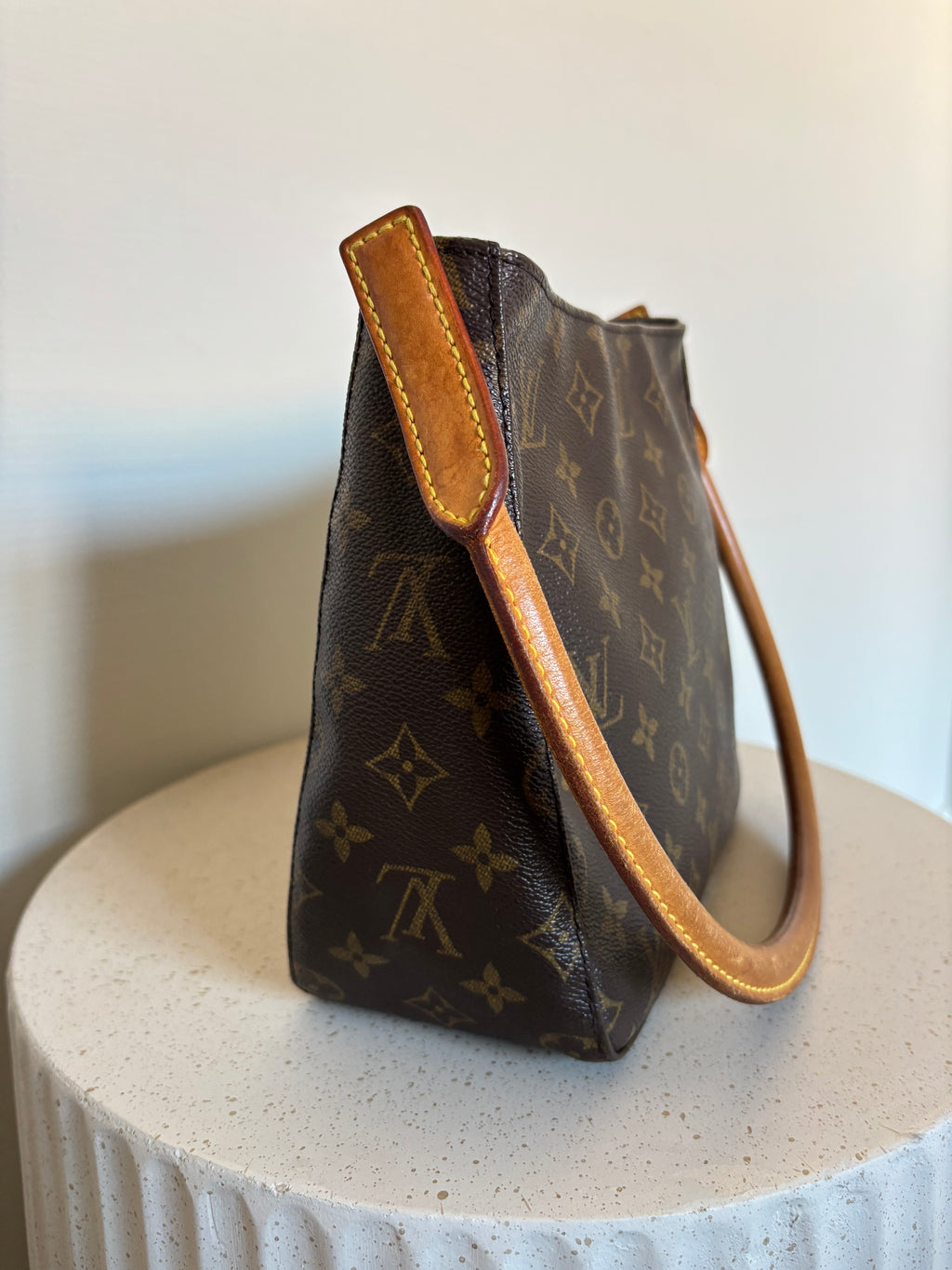 Louis Vuitton Looping MM