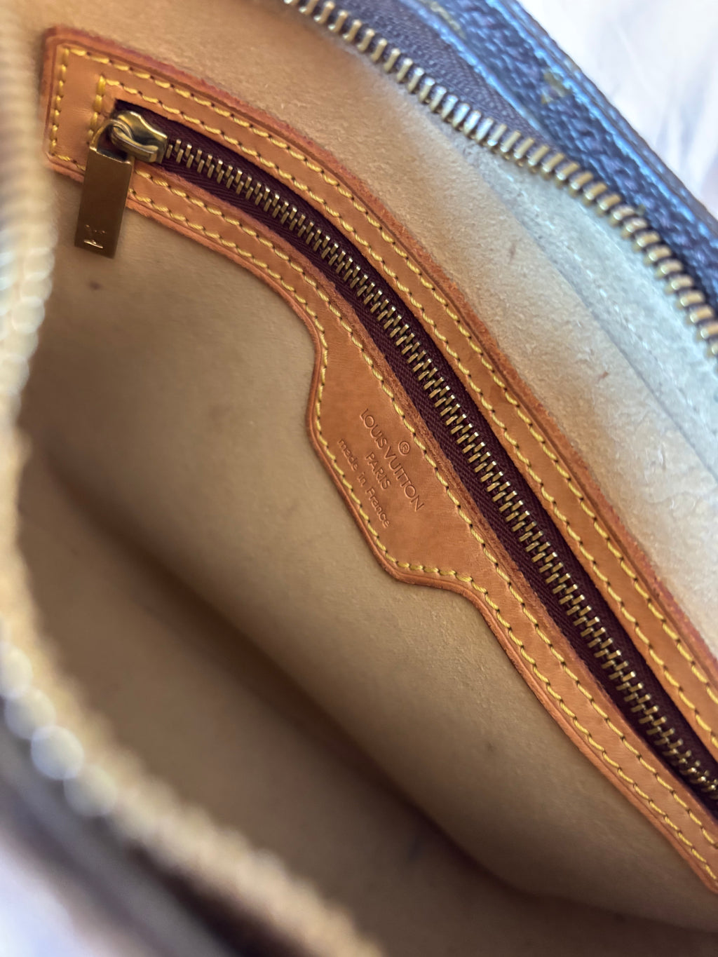 Louis Vuitton Looping MM