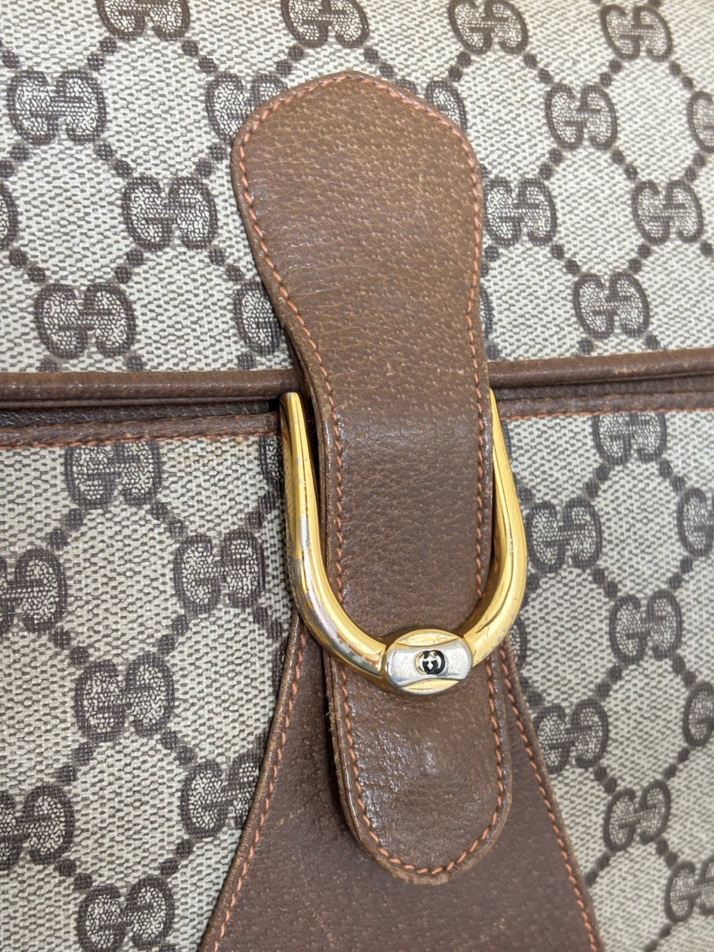 Vintage Gucci GG Supreme Crossbody Bag