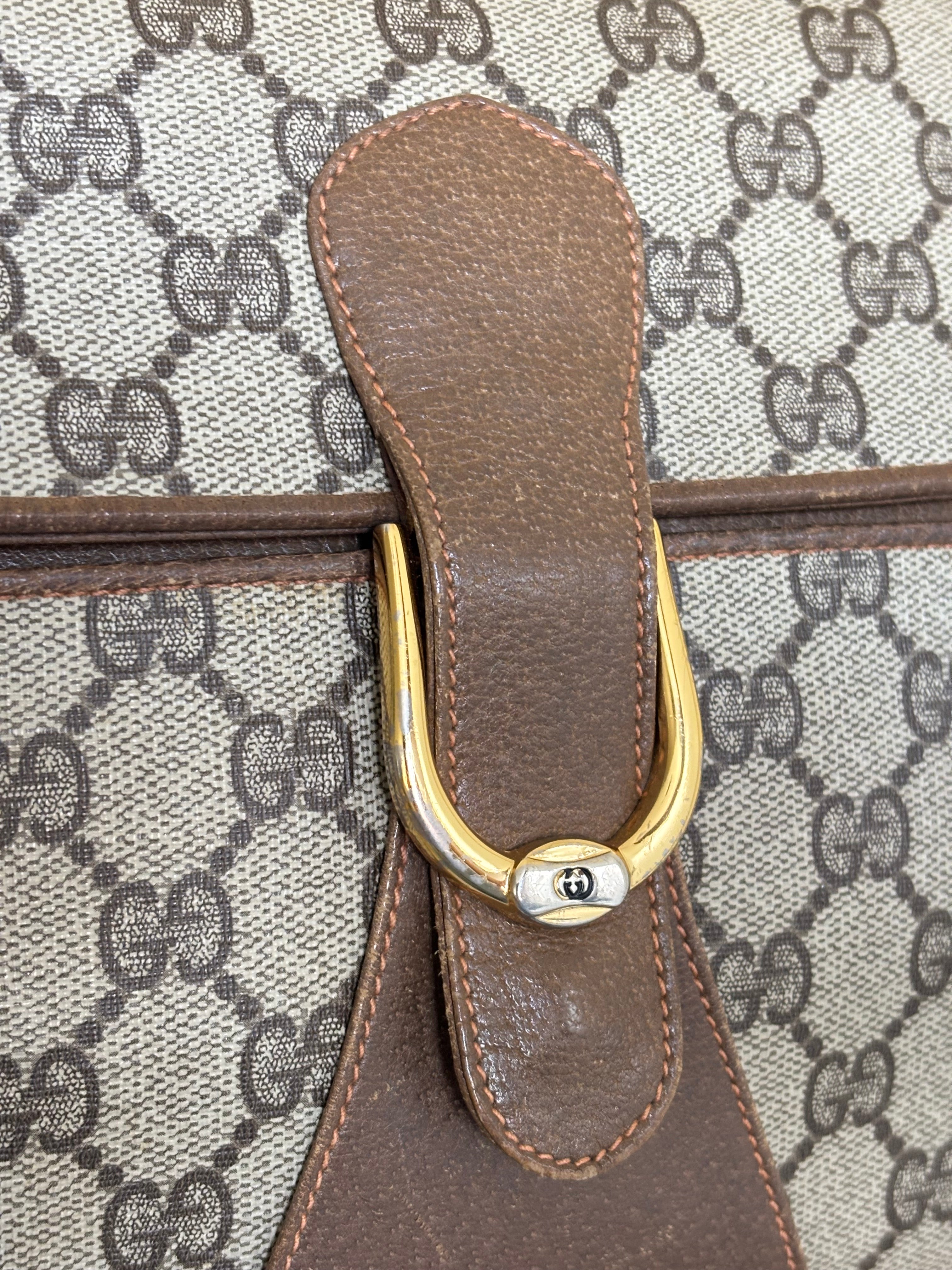 Vintage Gucci GG Supreme Crossbody Bag