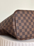 Louis Vuitton Neverfull MM Damier