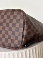 Louis Vuitton Neverfull MM Damier