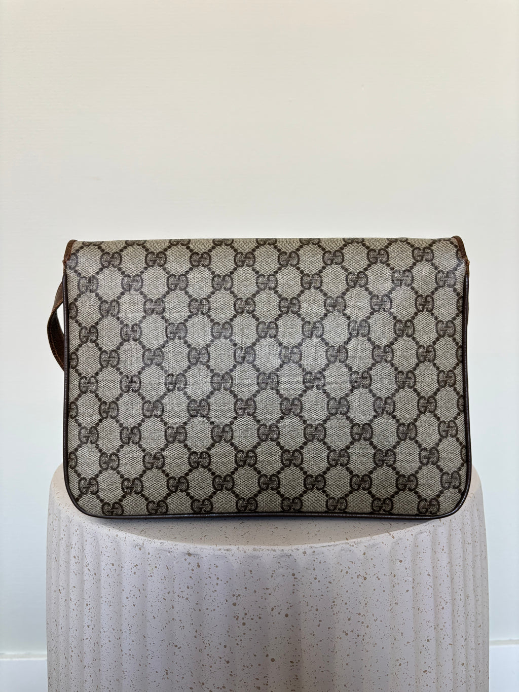 Vintage Gucci GG Supreme Crossbody Bag