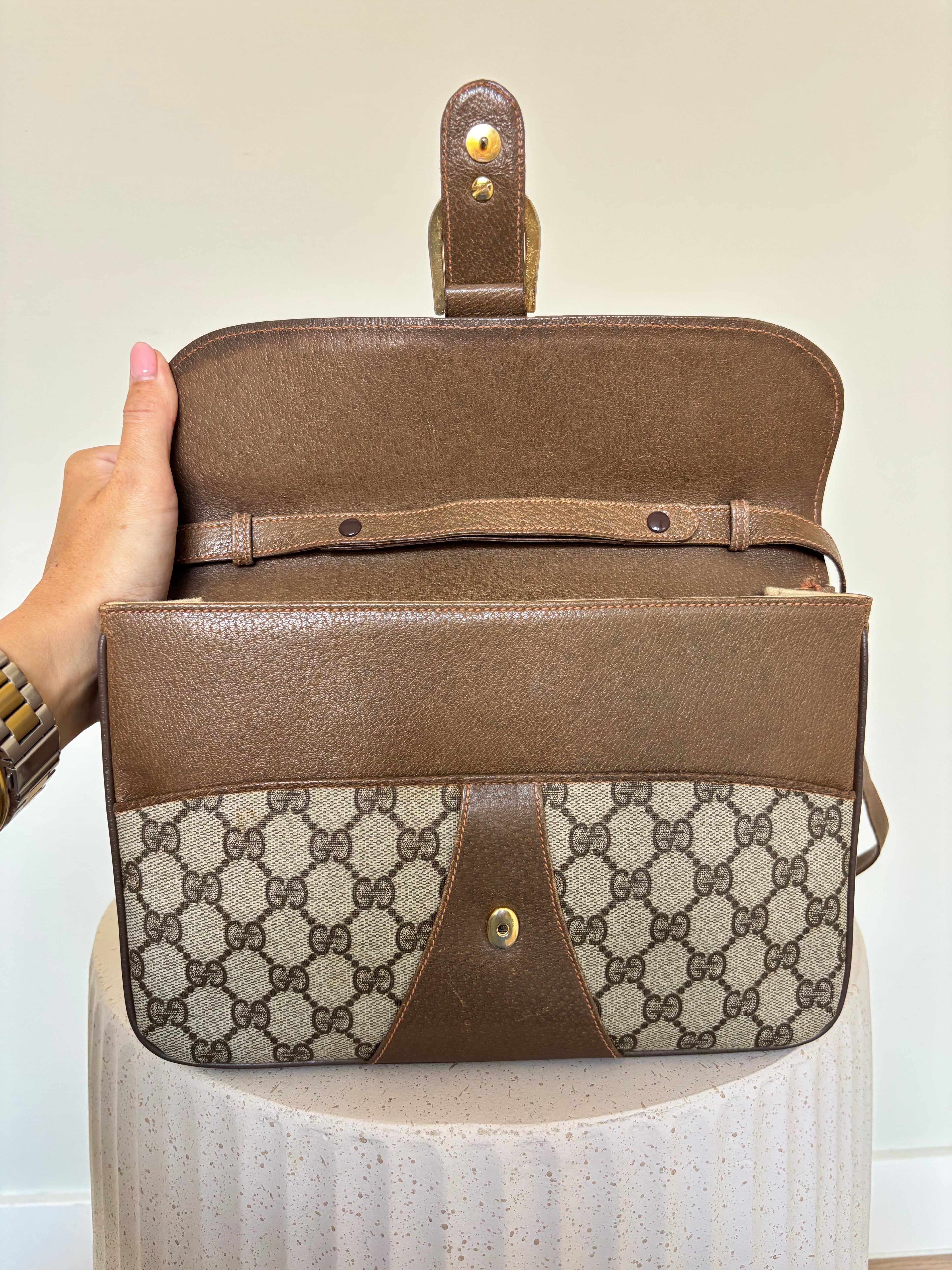 Vintage Gucci GG Supreme Crossbody Bag
