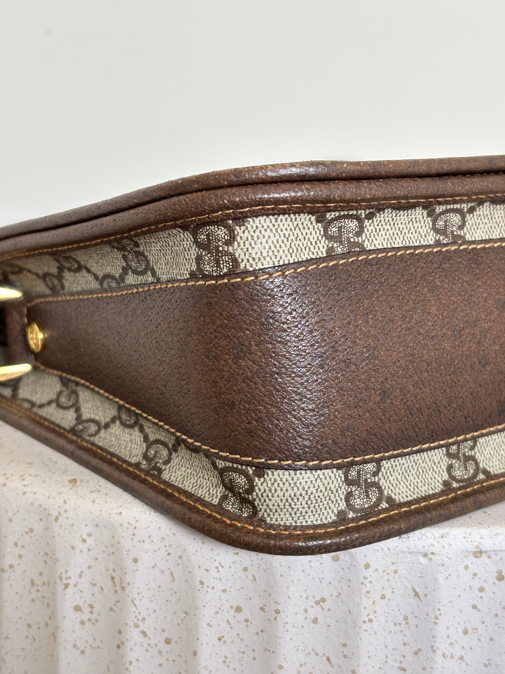 Vintage Gucci GG Supreme Crossbody