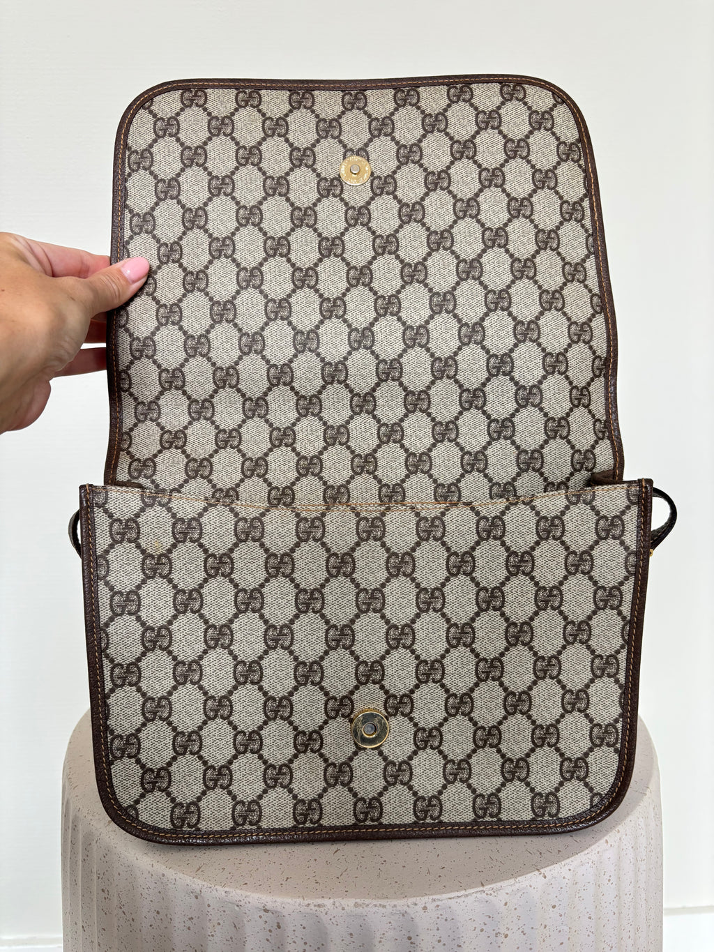 Vintage Gucci GG Supreme Crossbody