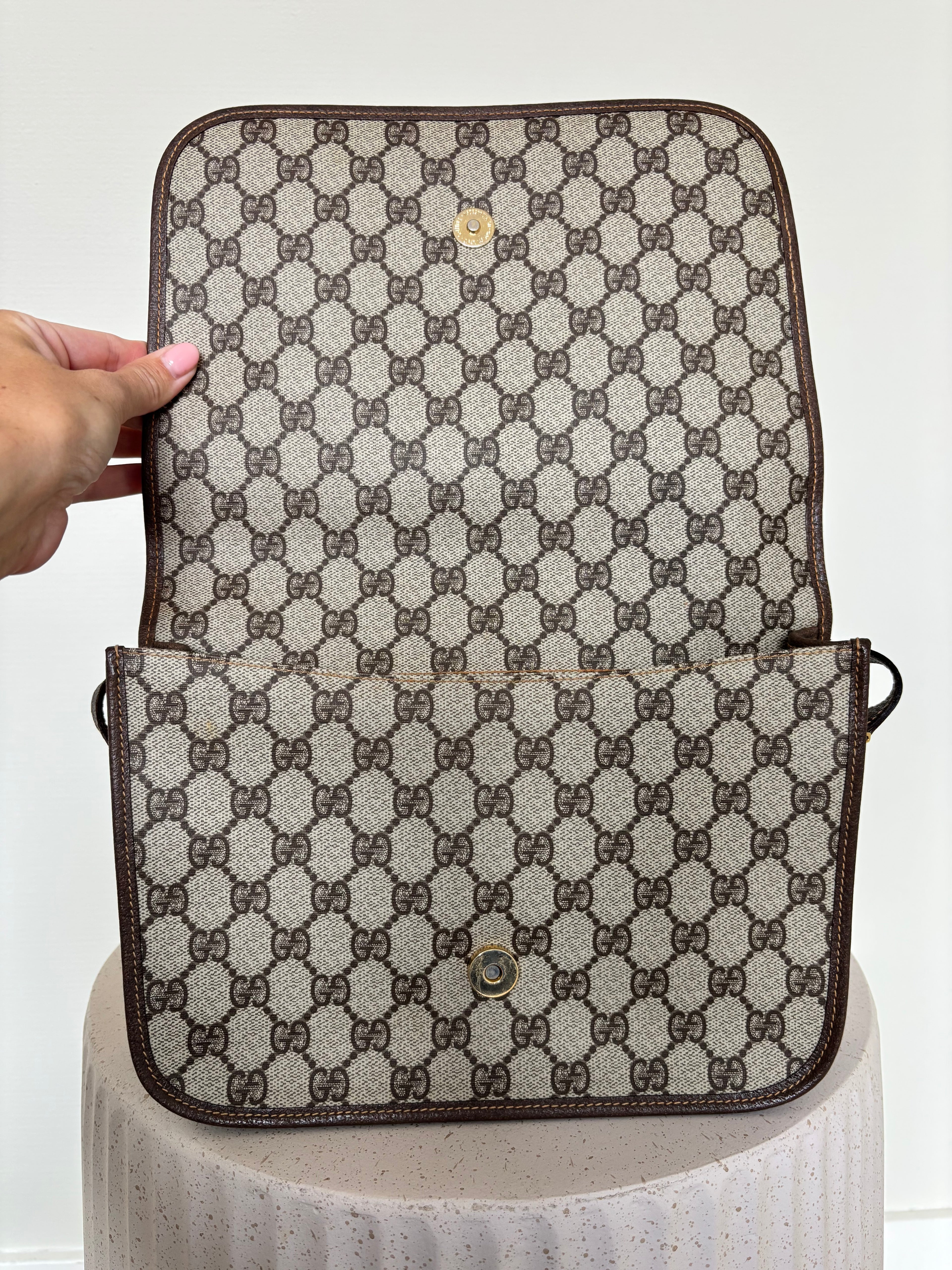 Vintage Gucci GG Supreme Crossbody