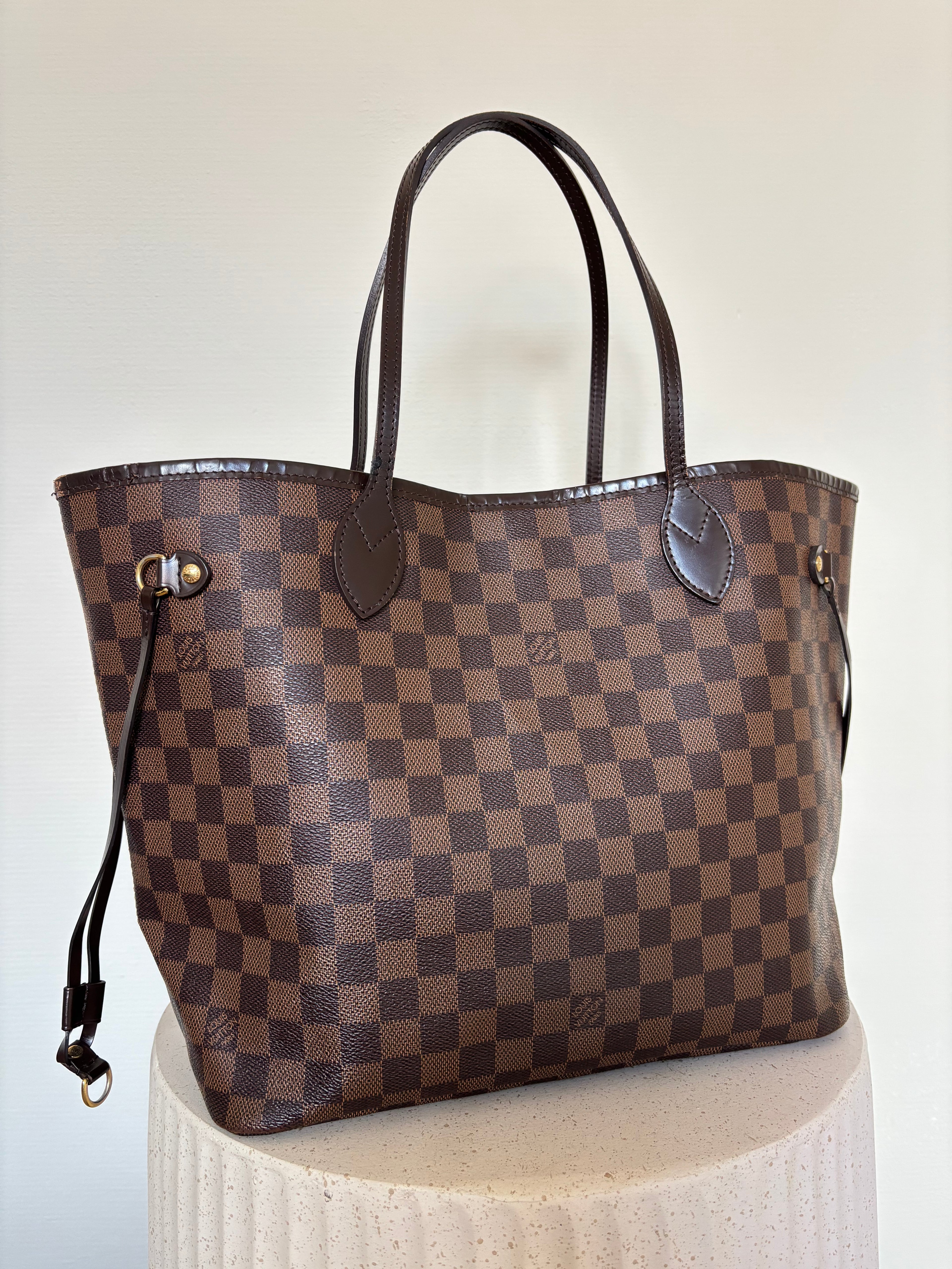 Louis Vuitton Neverfull MM Damier