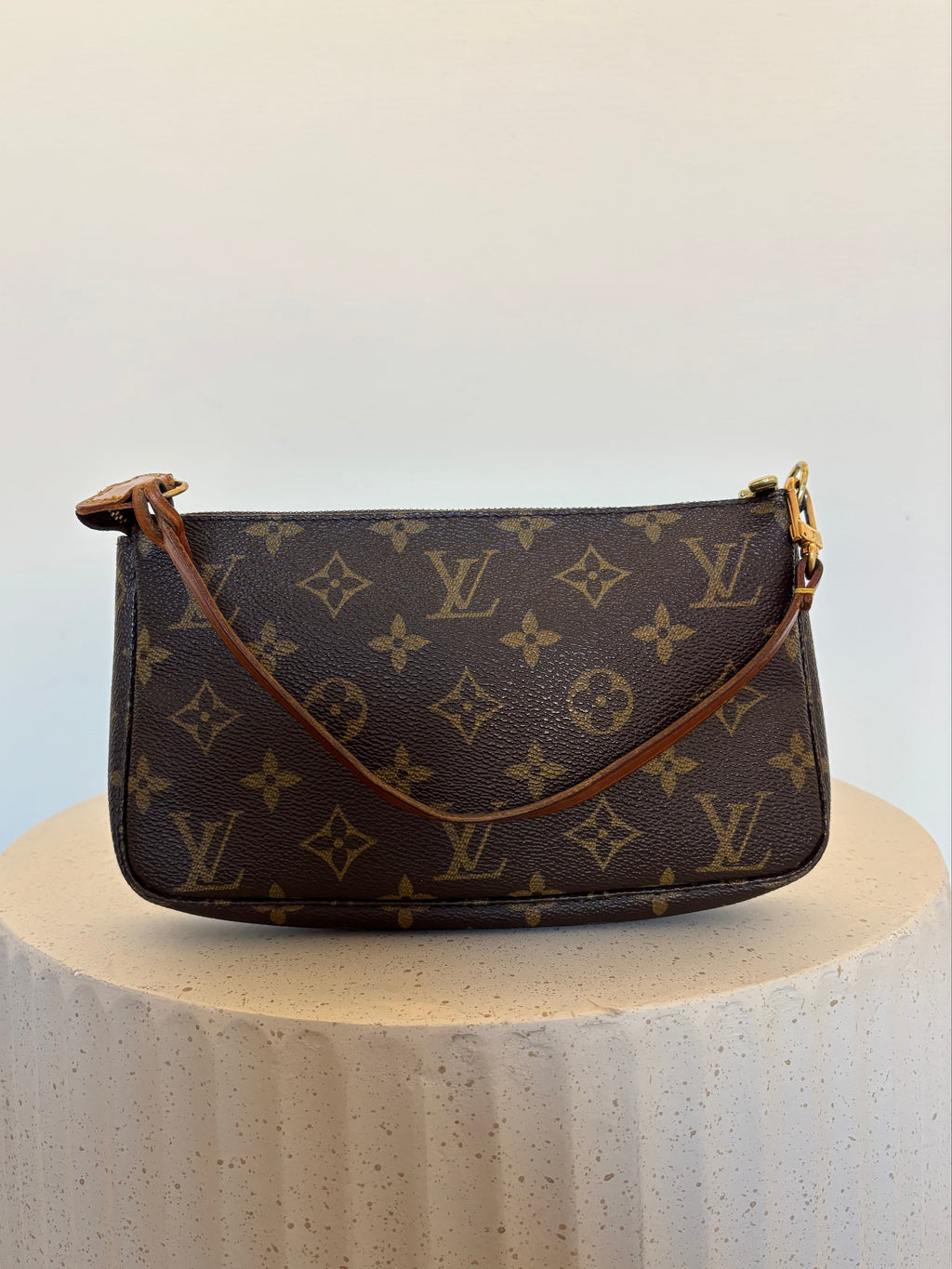 Louis Vuitton Pochette Accessoires