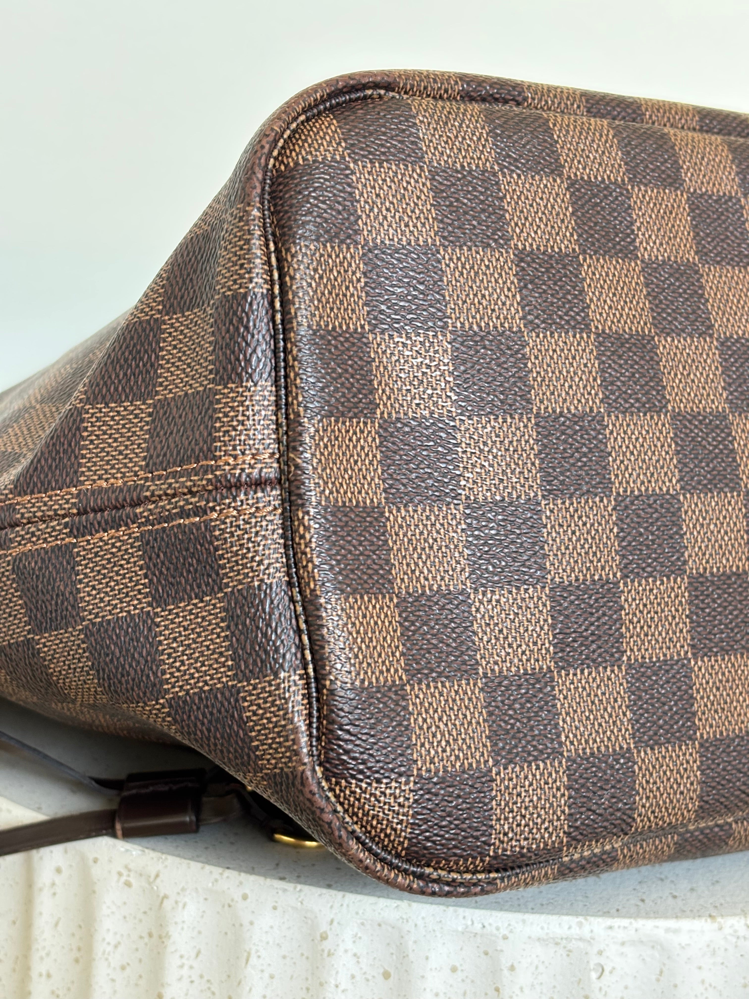 Louis Vuitton Neverfull MM Damier