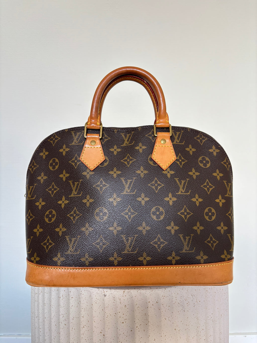 Louis Vuitton Alma PM