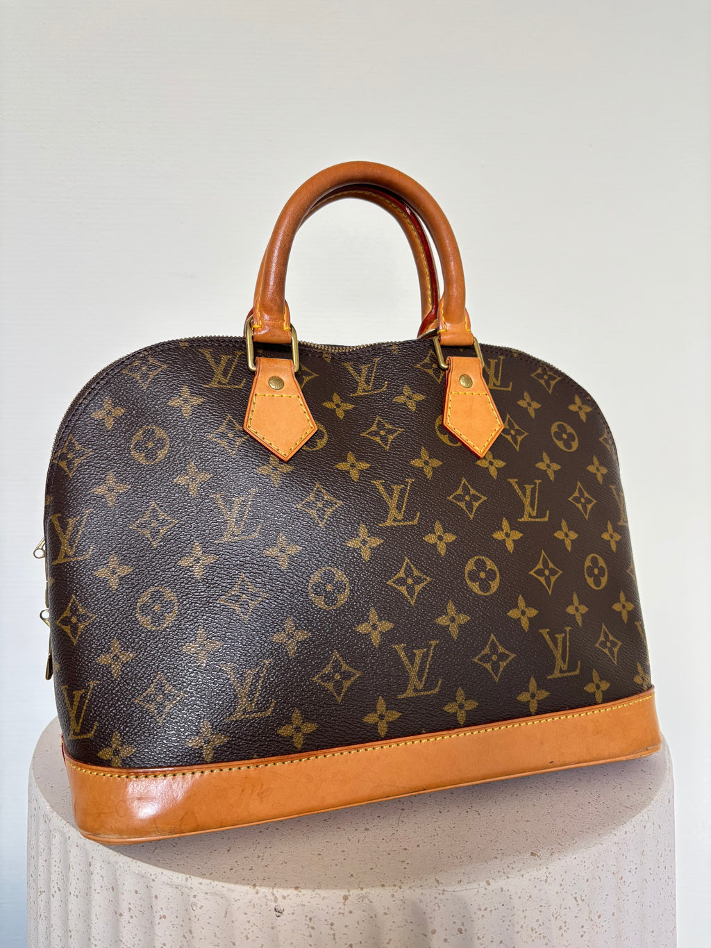 Louis Vuitton Alma PM