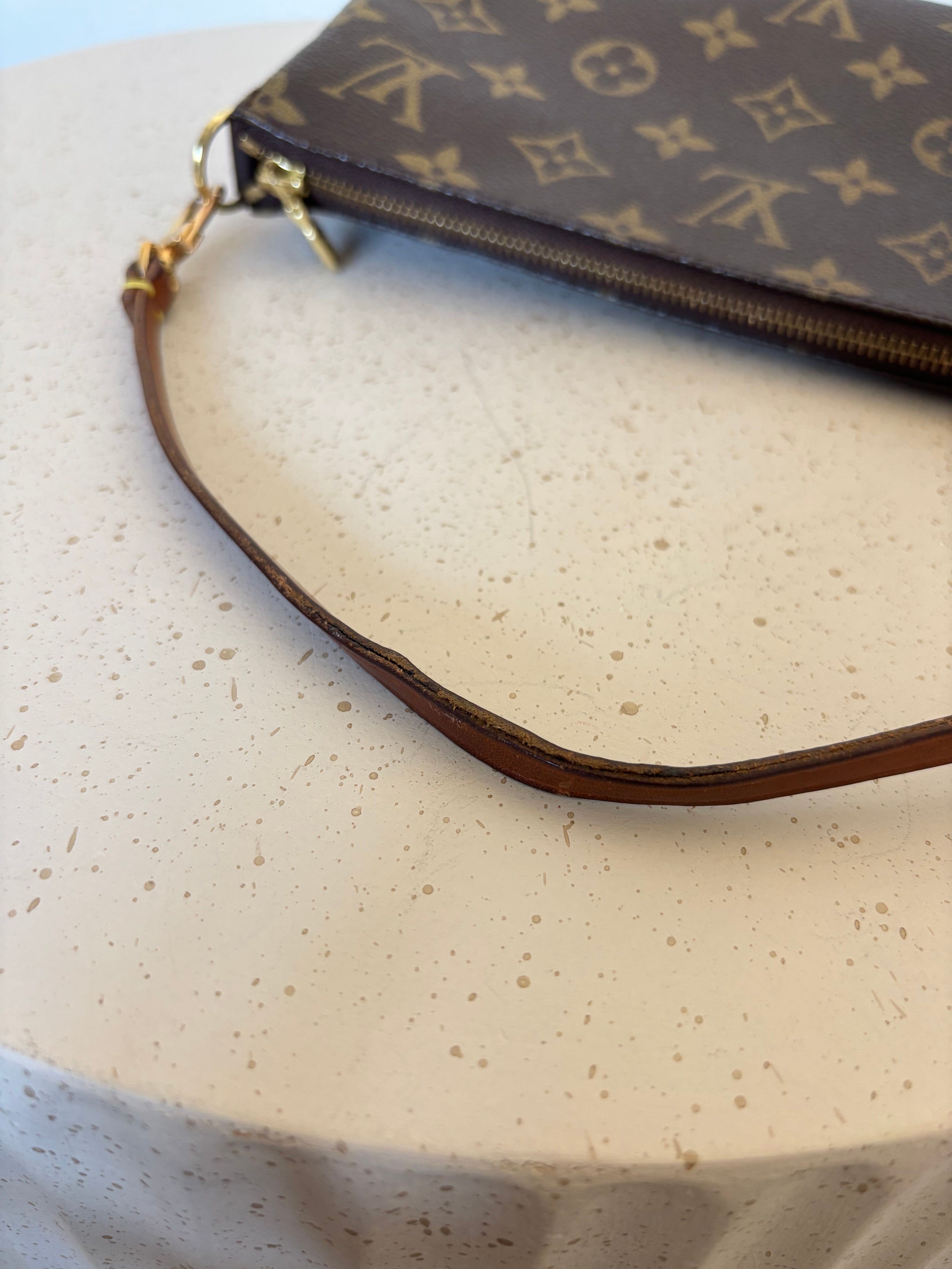 Louis Vuitton Pochette Accessoires