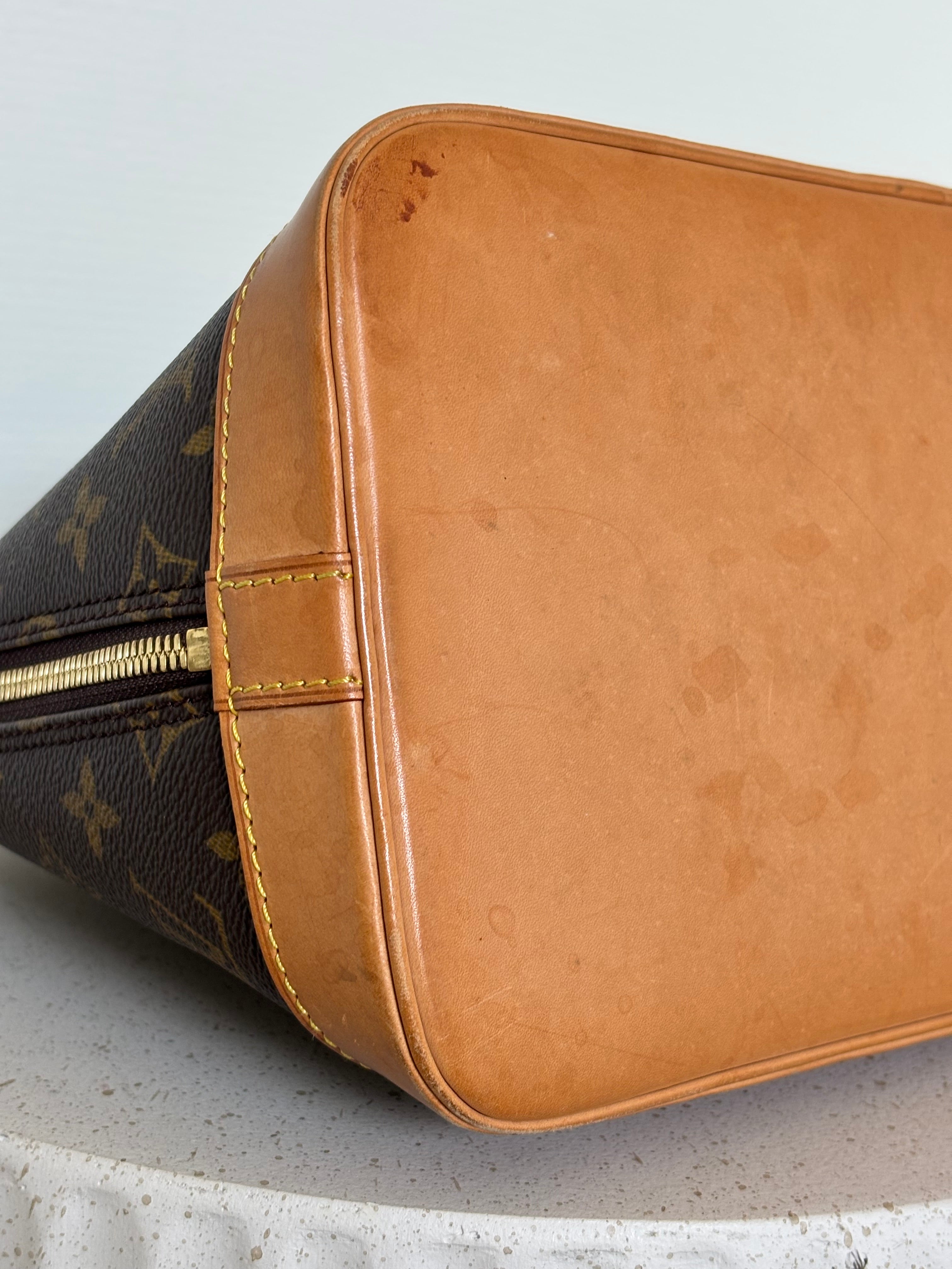 Louis Vuitton Alma PM