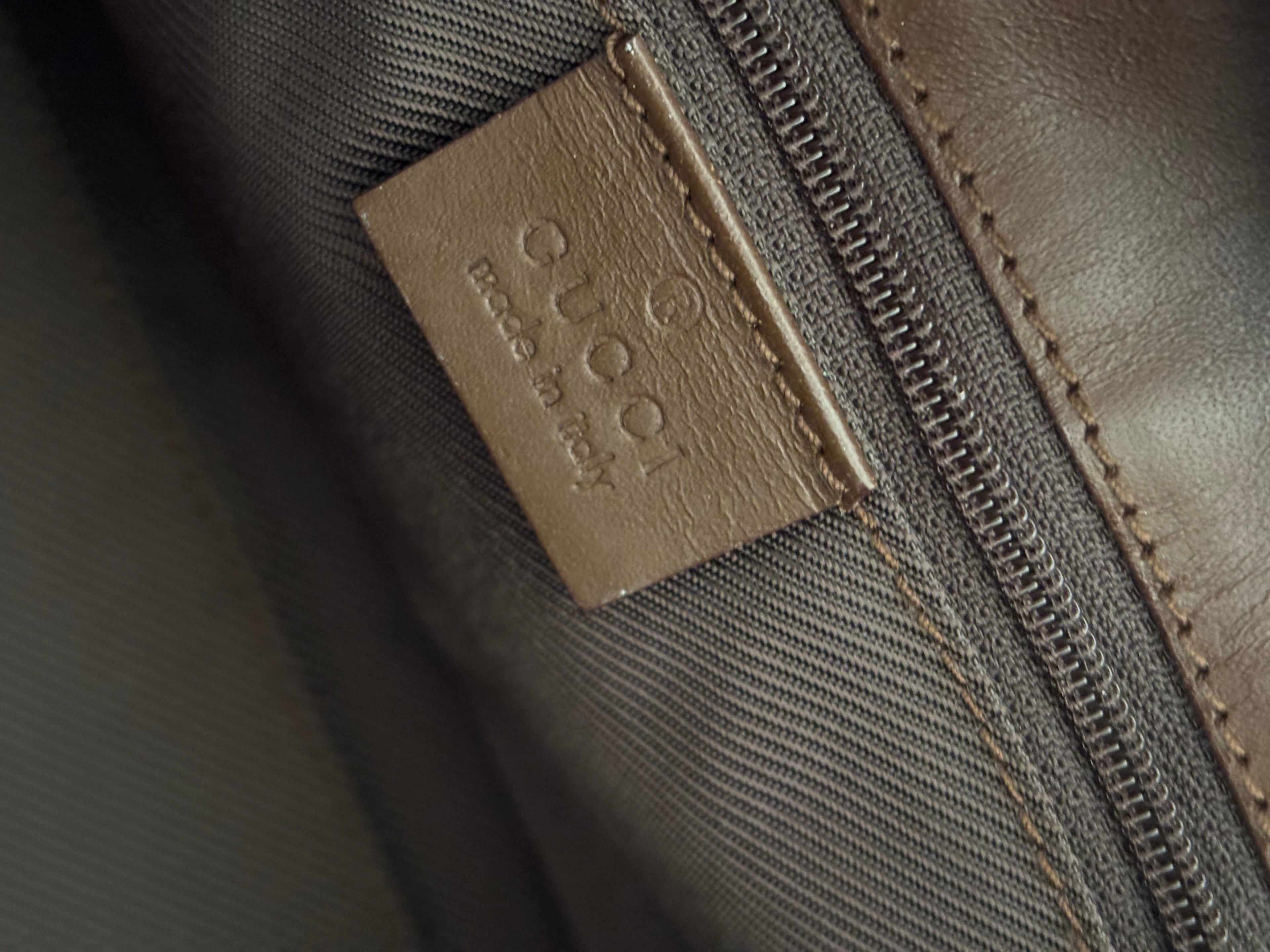 Gucci Jackie Bardot