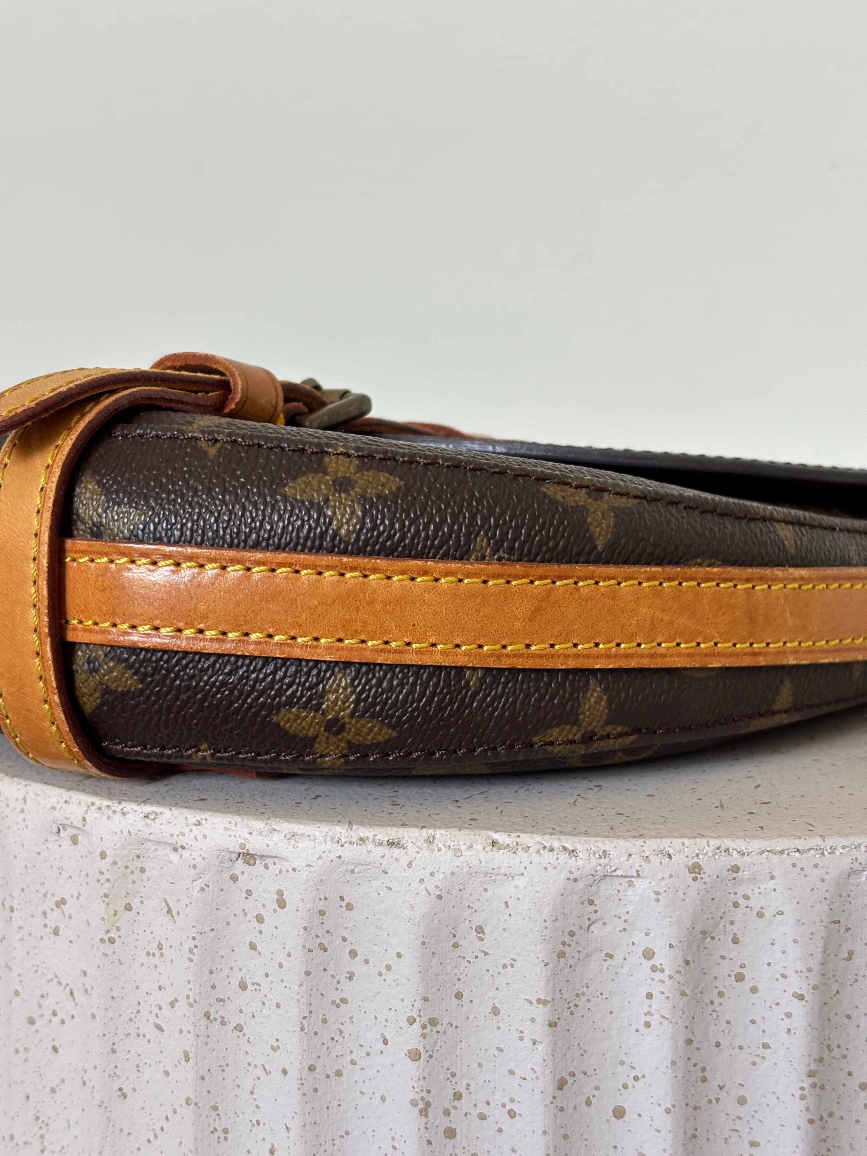 Louis Vuitton Chantilly PM