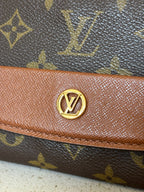 Louis Vuitton Pochette Bordeaux
