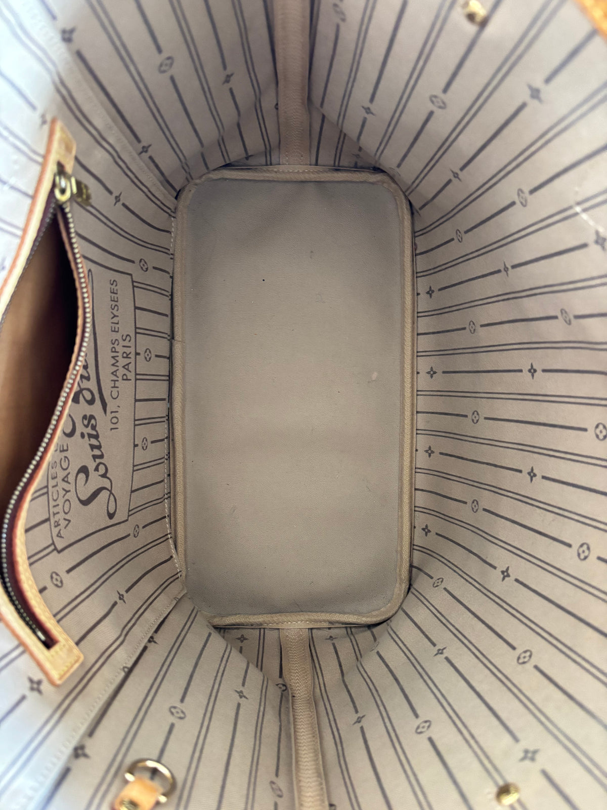 Louis Vuitton Neverfull MM