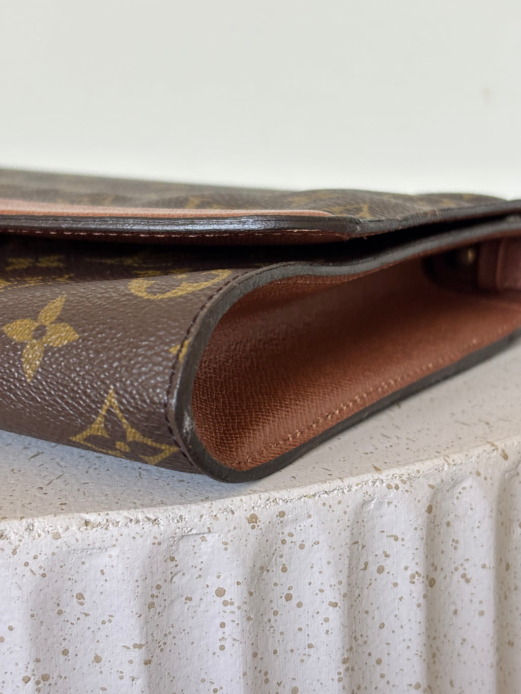 Louis Vuitton Pochette Bordeaux