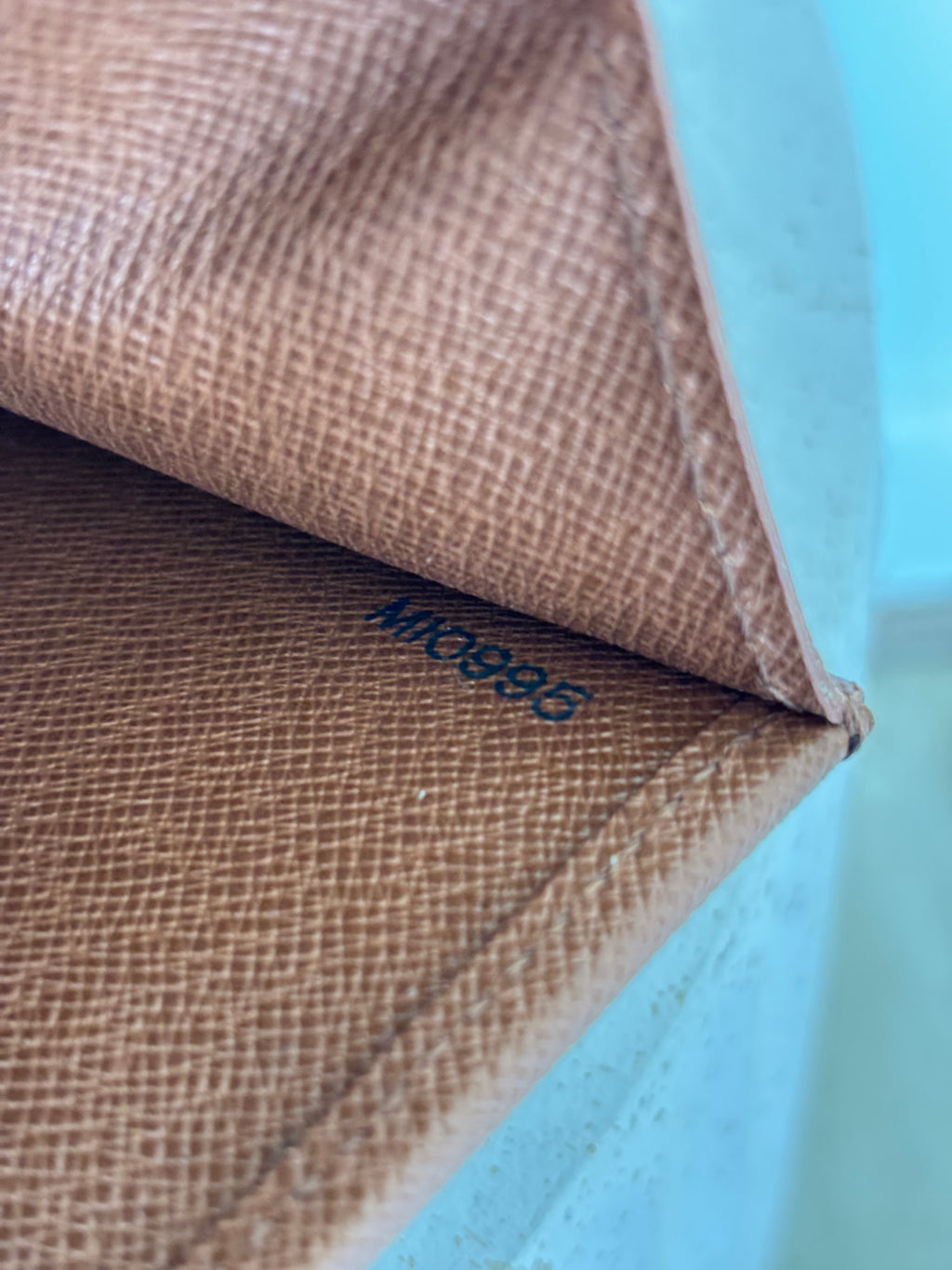 Louis Vuitton Pochette Bordeaux