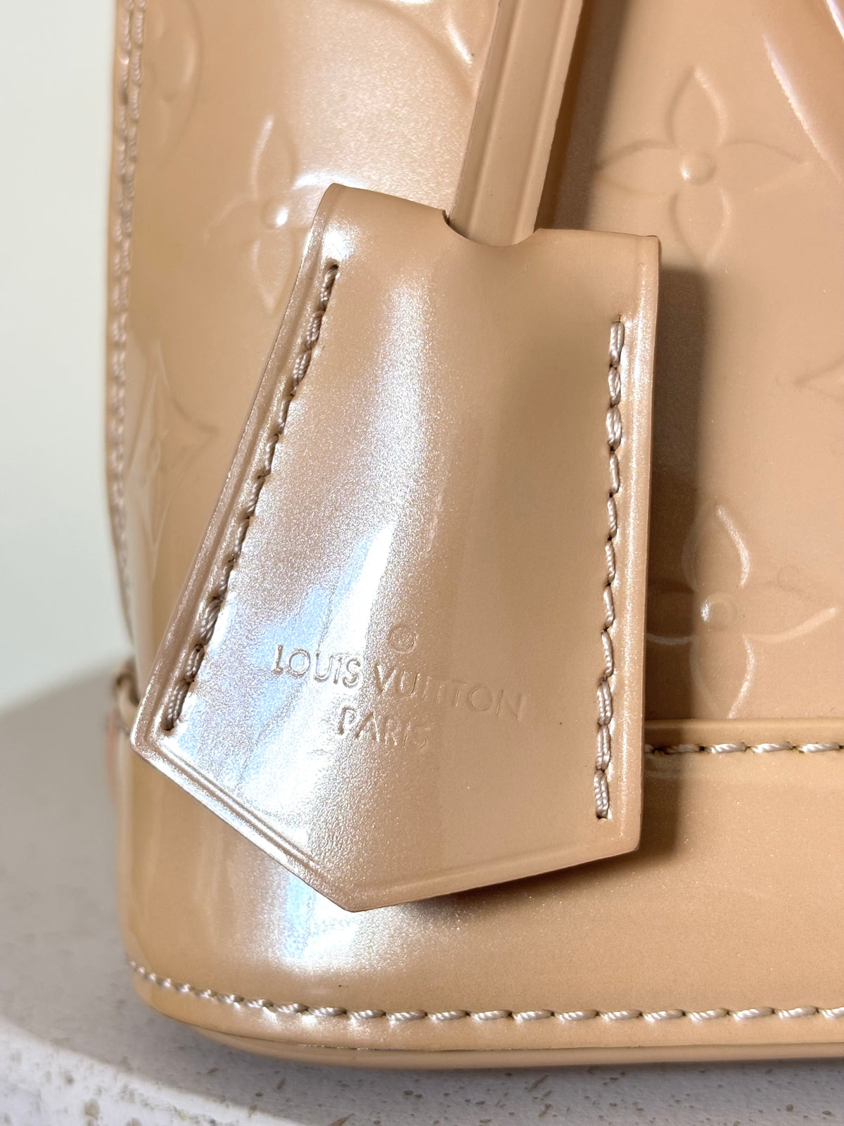Louis Vuitton Alma BB Vernis