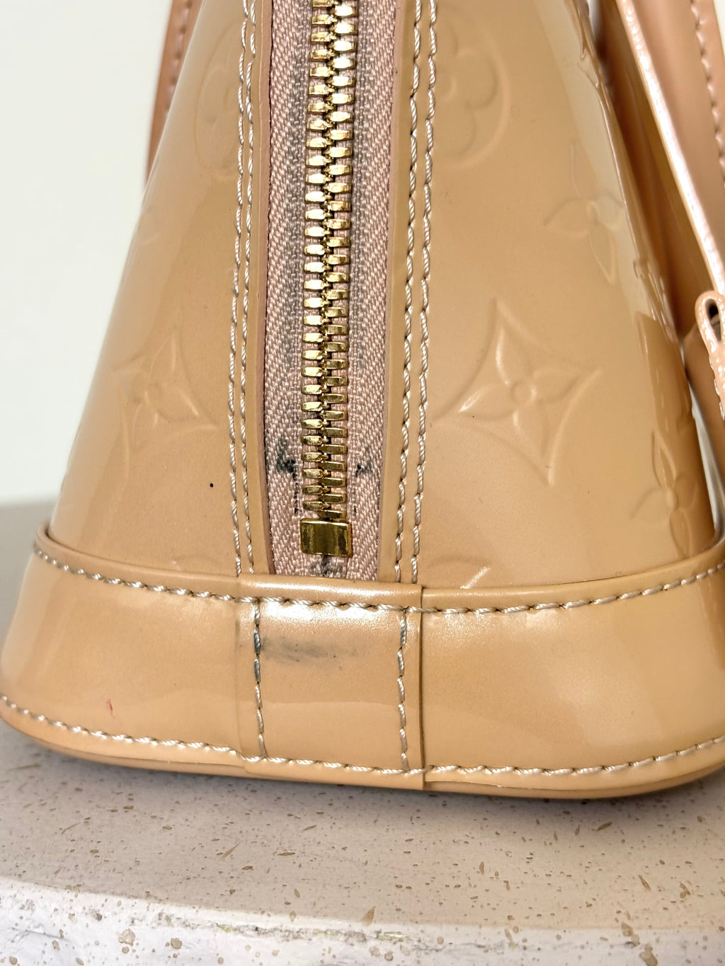 Louis Vuitton Alma BB Vernis