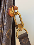 Louis Vuitton Pochette Métis