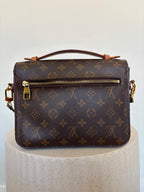 Louis Vuitton Pochette Métis