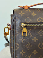 Louis Vuitton Pochette Métis