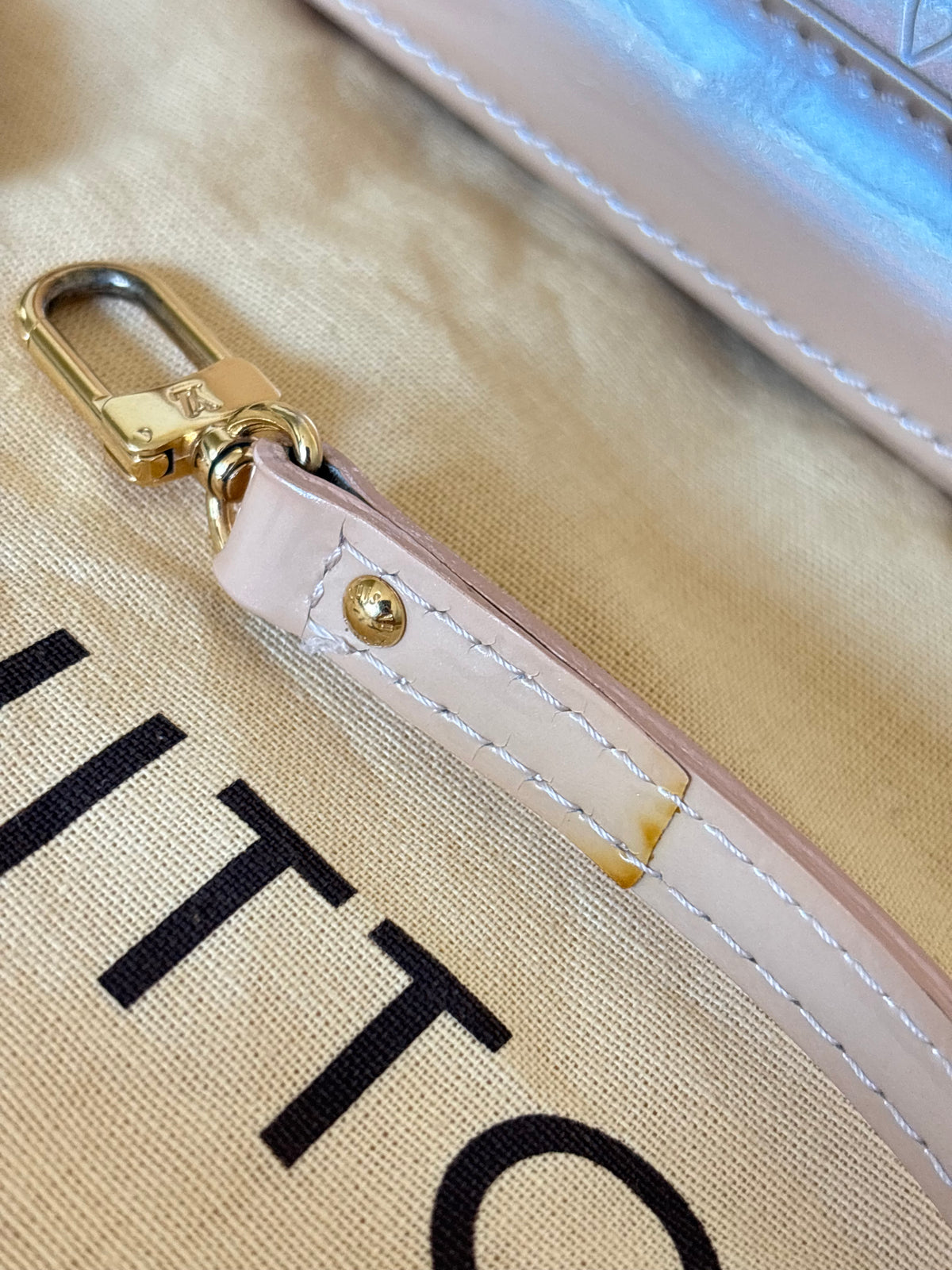 Louis Vuitton Alma BB Vernis